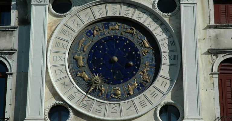 Любов, кар’єра, гроші: великий астропрогноз на майбутнє — дізнайтеся, що підготувала для вас доля та як зміняться головні сфери життя найближчим часом.
