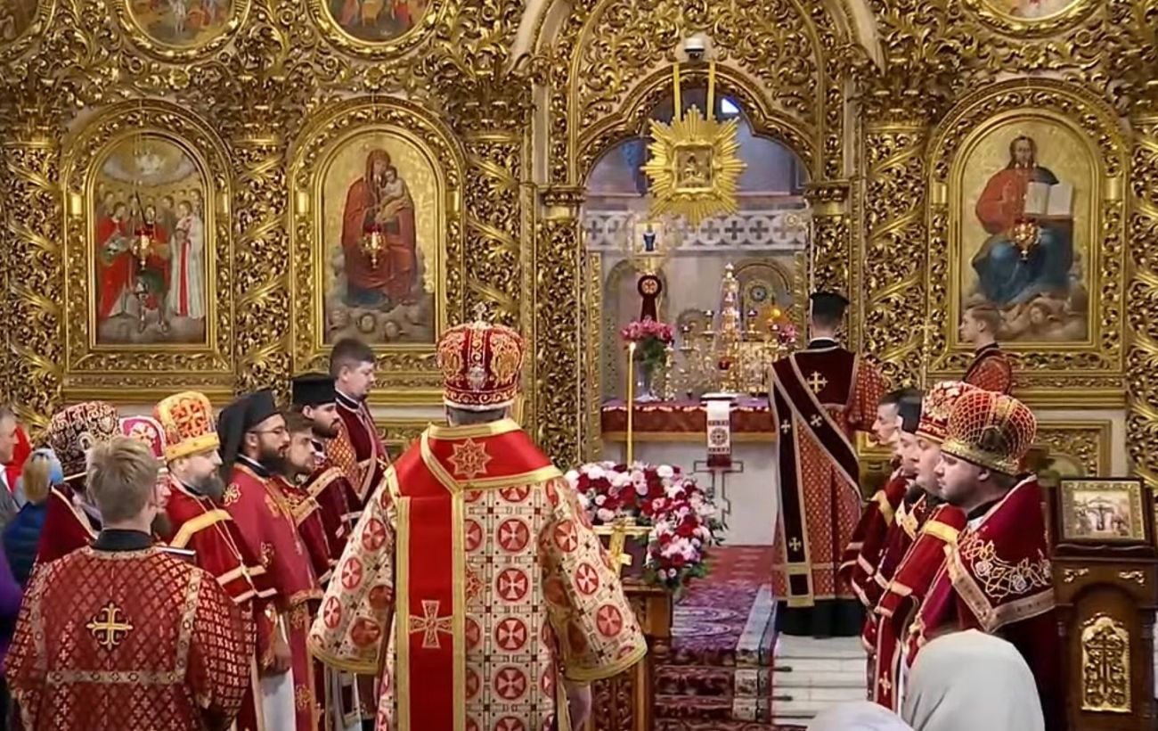 Воздвиження Хреста Господнього: сенси ПЦУ та чому це свято відгукується в серці кожного українця