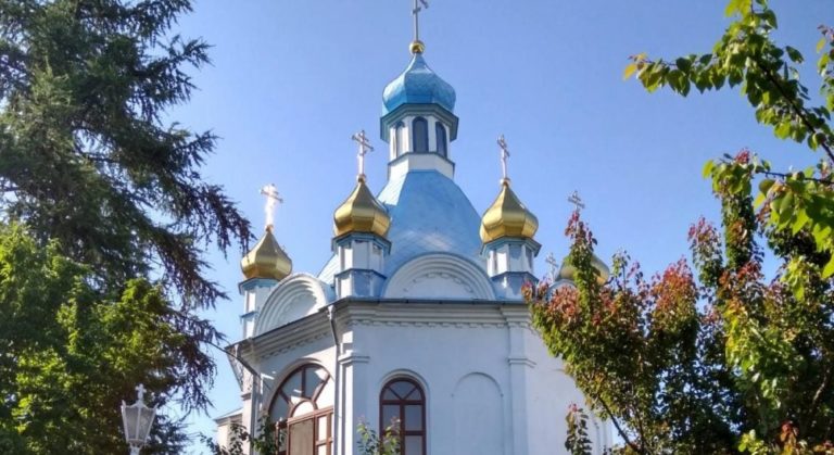 12 жовтня: свято за новим календарем, важливі прикмети та магічний обряд із віником, що притягне у дім гроші й кохання