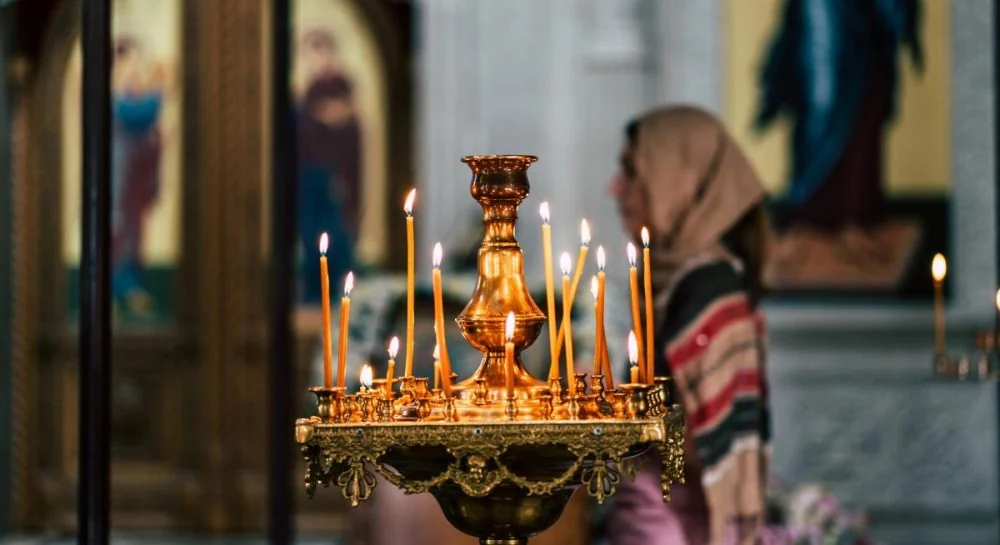 Свято 28 жовтня: яке сьогодні церковне торжество, головні заборони для жінок та народні прикмети дня